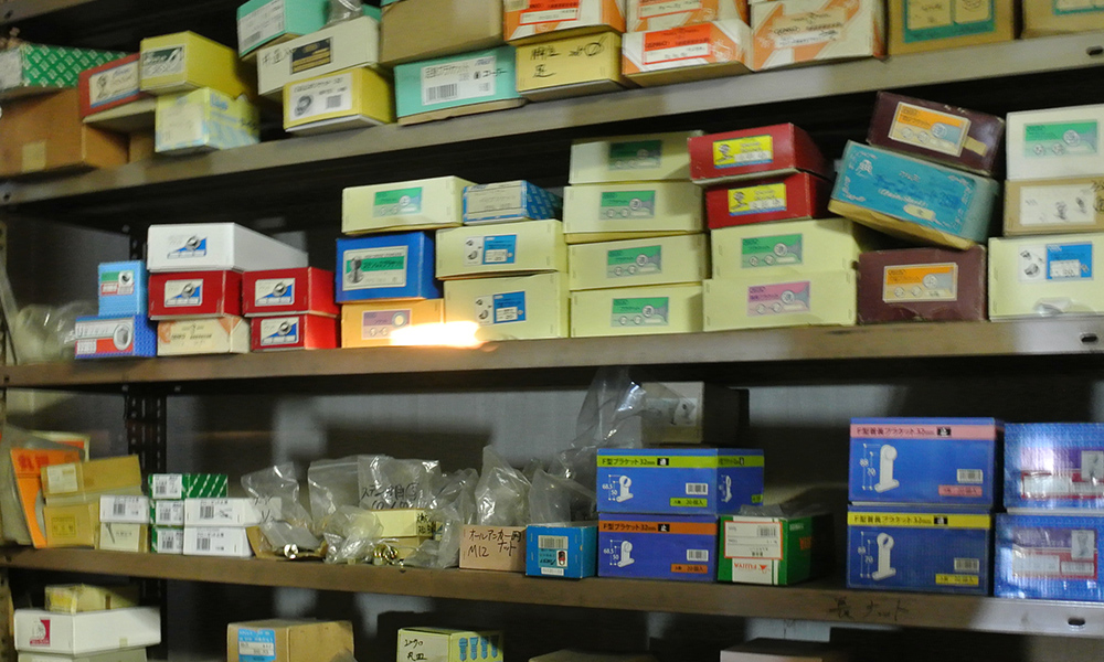 建築金物・建具金物